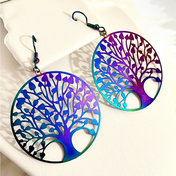 NEW!! Handcrafted Tree of Life Holographic Earrings - Picture 6 of 6